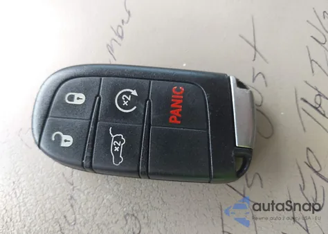 2018 Jeep Grand Cherokee Overland 4X4 z USA, uszkodzony, nr VIN 1C4RJFCGXJC453770